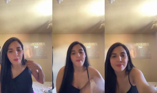 2072050888883506177's Live Session — Oct 18, 2026, 5:44 PM