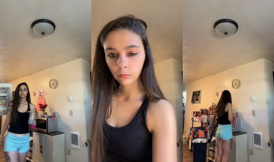 .mommyto2girls's Live Session — Jul 17, 2026, 10:53 PM