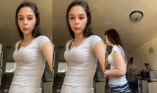 .mommyto2girls's Live Session — Jul 25, 2026, 8:41 PM