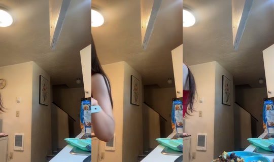 .mommyto2girls's Live Session — Jul 25, 2026, 9:33 PM