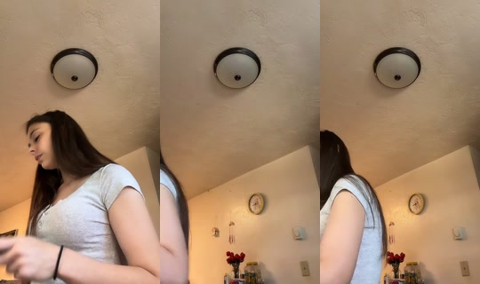 .mommyto2girls's Live Session — Jul 26, 2026, 10:25 PM