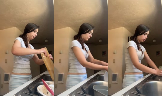 .mommyto2girls's Live Session — Jul 27, 2026, 7:36 PM