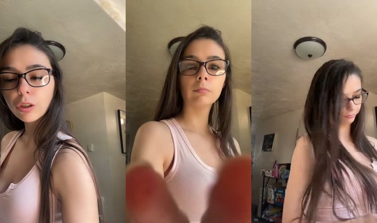 .mommyto2girls's Live Session — Jul 31, 2026, 7:24 PM