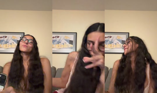 6u6lxum's Live Session — Aug 24, 2026, 12:20 AM
