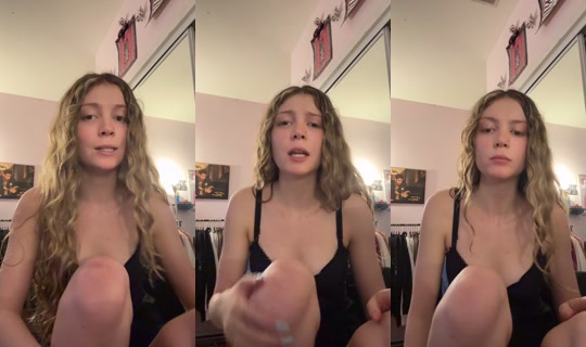 8_ri4na's Live Session — Aug 20, 2026, 9:30 PM