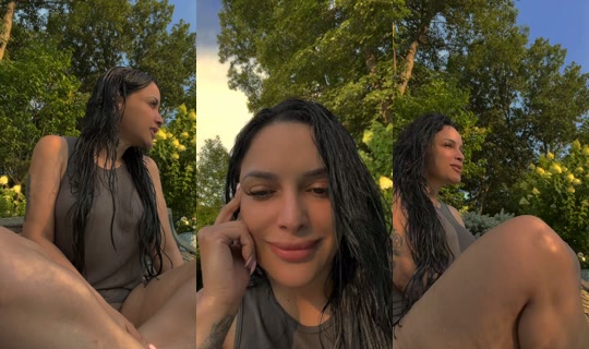 __la_hermosa__'s Live Session — Jul 27, 2026, 10:24 PM