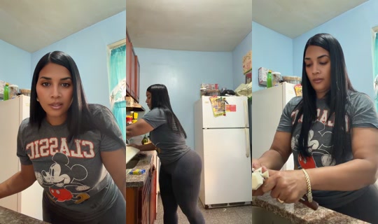 _la_loba's Live Session — Oct 31, 2026, 7:53 PM