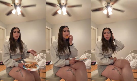 _tillymoon's Live Session — Oct 25, 2026, 9:43 AM