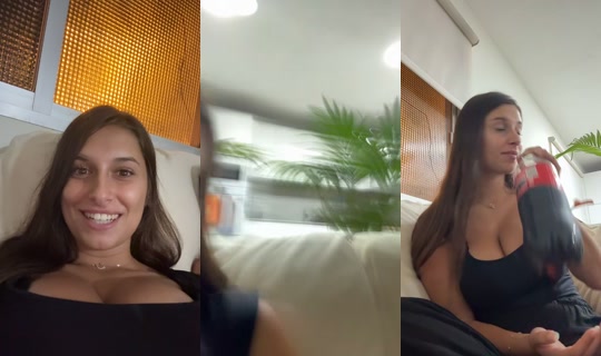 aishaplaceres_'s Live Session — Sep 3, 2026, 3:23 AM