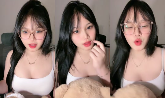 akucinabaikhati's Live Session — Oct 11, 2026, 1:31 PM