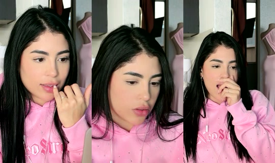 alexxaaoficial_'s Live Session — Jul 23, 2026, 10:25 PM