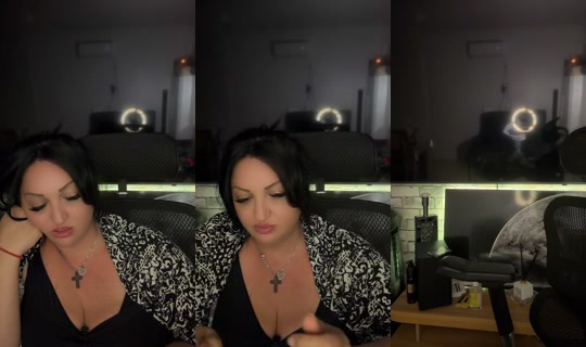aloxen_kauloxen3's Live Session — Aug 18, 2026, 5:28 PM