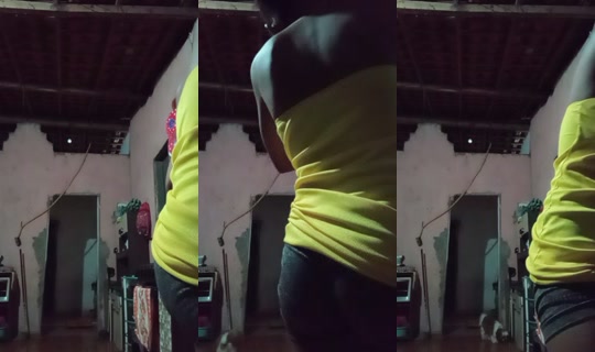 aluisa296's Live Session — Aug 21, 2026, 2:17 AM