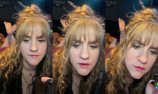 annabananasxo's Live Session — Jul 25, 2026, 4:03 AM
