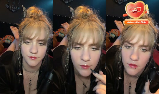 annabananasxo's Live Session — Aug 14, 2026, 3:44 AM