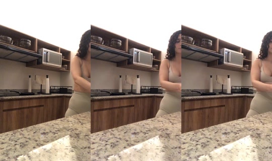 annastayziaa's Live Session — Jul 22, 2026, 4:02 AM