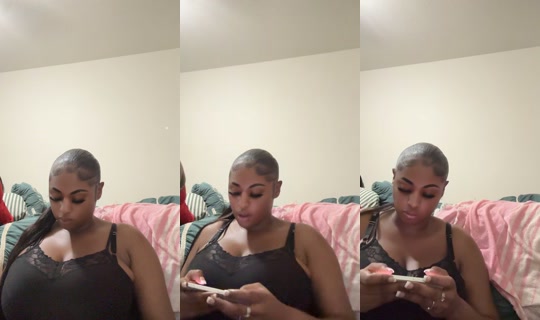 ariannacaver's Live Session — Aug 24, 2026, 11:09 PM