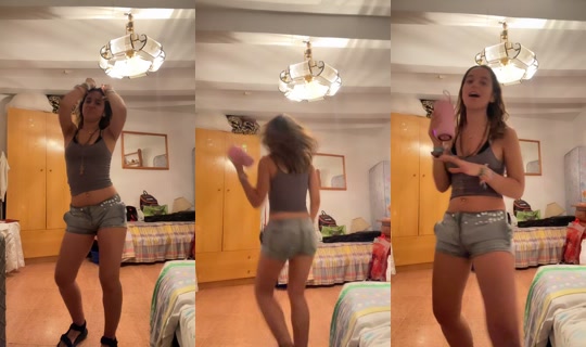 aurorarocio__'s Live Session — Sep 8, 2026, 8:39 PM