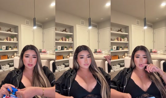 b.vannia's Live Session — Oct 15, 2026, 7:19 AM