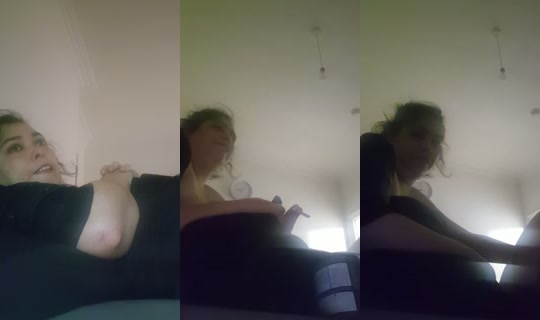 becky198958's Live Session — Oct 30, 2026, 2:44 AM