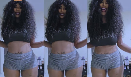 bellelynda29's Live Session — Sep 29, 2026, 11:30 PM