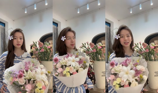 bemine_fleur's Live Session — Oct 14, 2026, 10:38 AM
