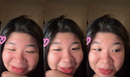 blueberrychez_'s Live Session — Oct 12, 2026, 9:47 PM