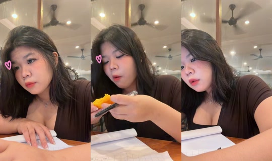 blueberrychez_'s Live Session — Oct 18, 2026, 1:09 PM