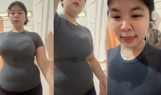 blueberrychez_'s Live Session — Oct 22, 2026, 5:44 AM