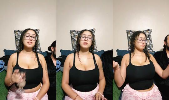 blupeachtee's Live Session — Oct 18, 2026, 11:55 PM