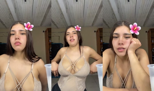 carolinamolina413's Live Session — Sep 3, 2026, 2:16 AM
