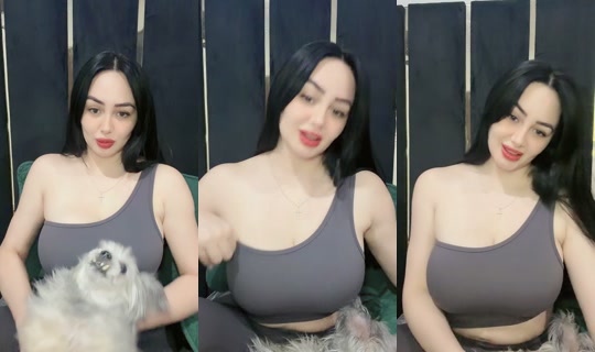carolinamoren_'s Live Session — Sep 9, 2026, 5:27 AM