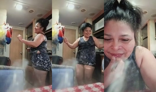 catrachita.la.china's Live Session — Aug 21, 2026, 12:06 AM
