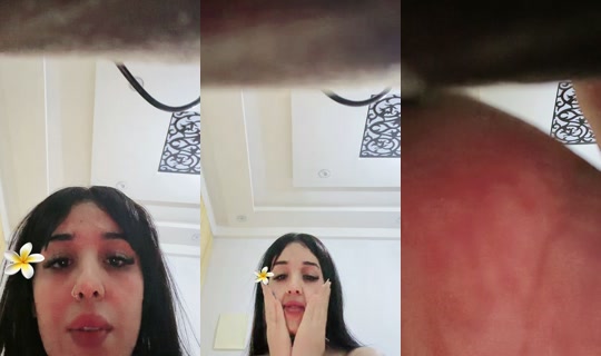 chaimae.608's Live Session — Aug 19, 2026, 8:34 PM