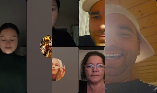 charlottsandra's Live Session — Jul 31, 2026, 8:28 PM