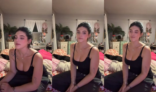 chellamerkle's Live Session — Sep 25, 2026, 3:50 AM