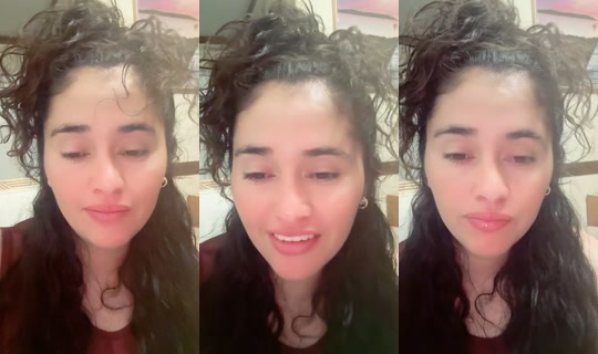 chiquitaes6's Live Session — Jul 27, 2026, 7:31 AM