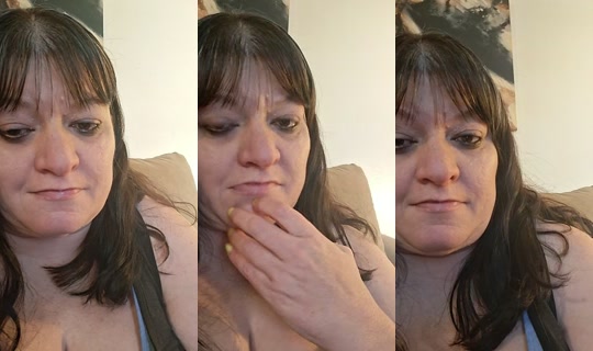 chrissylink77's Live Session — Aug 21, 2026, 11:38 PM