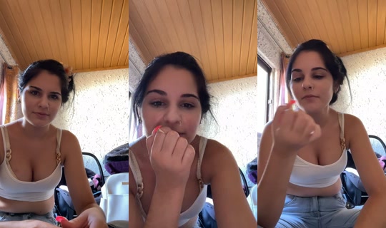 clara_maia_16's Live Session — Aug 9, 2026, 3:08 PM