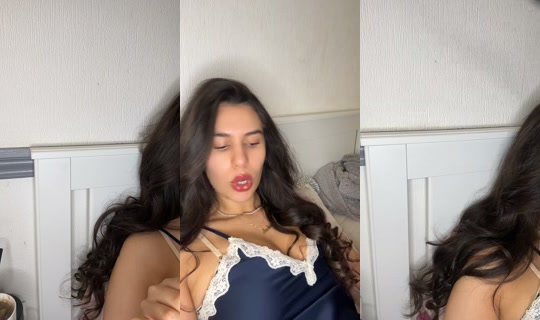 colombianaitaliana2's Live Session — Aug 25, 2026, 3:40 PM
