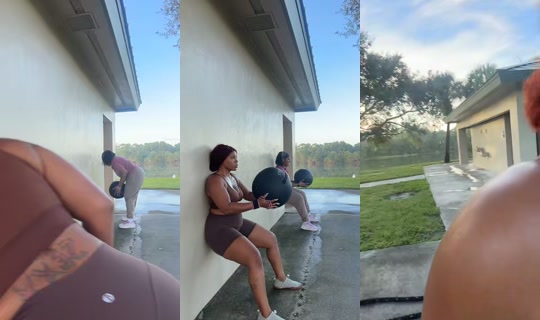 curveswithconfidence1's Live Session — Sep 5, 2026, 11:41 AM