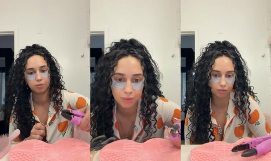 cynthia_lzl's Live Session — Sep 22, 2026, 4:10 PM