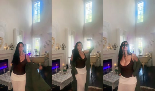 danielle_paige_pro's Live Session — Oct 27, 2026, 2:12 PM