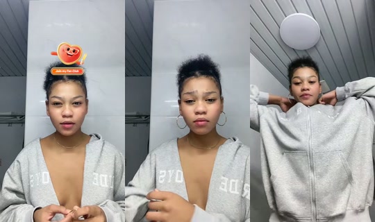 dannia_kawai's Live Session — Aug 20, 2026, 12:25 AM