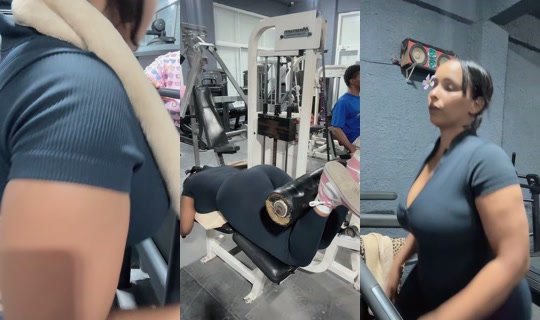 dejessicasalon's Live Session — Jul 23, 2026, 11:42 PM