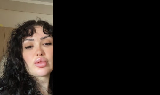 dubai_doll's Live Session — Oct 16, 2026, 8:28 AM