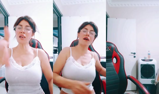 elabasabela.777's Live Session — Aug 3, 2026, 3:45 PM