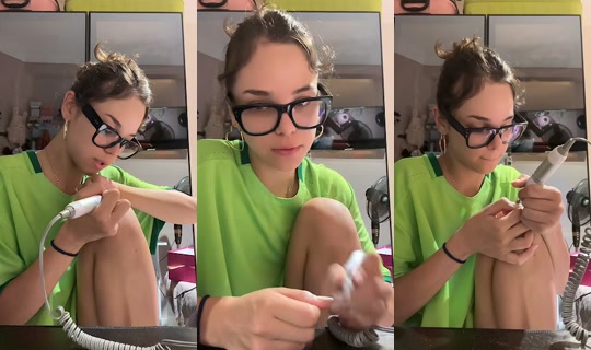eladeriin__'s Live Session — Aug 21, 2026, 6:30 PM
