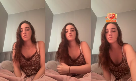 ellastanden_xx's Live Session — Sep 12, 2026, 4:34 PM