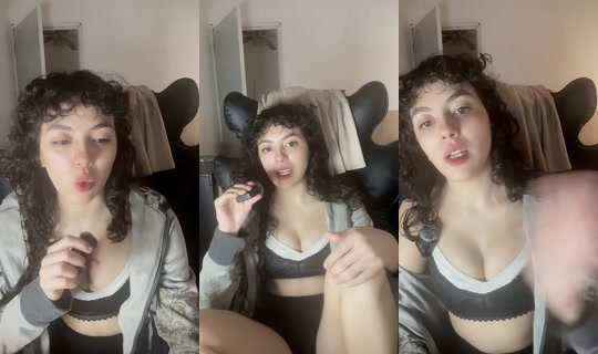 elliedheli's Live Session — Jul 26, 2026, 12:42 AM